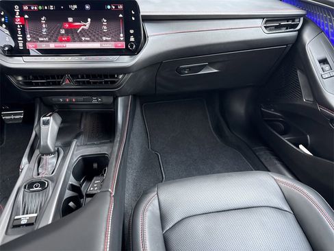 Used 2024 Dodge Charger R/T w/ Plus Group image 15