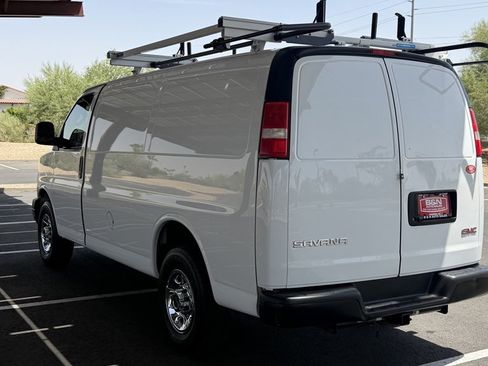 Used 2023 GMC Savana 2500 w/ Driver Convenience Package RWD image 5