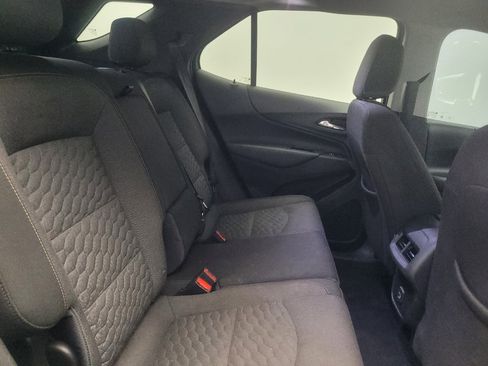 Used 2021 Chevrolet Equinox LT FWD image 19