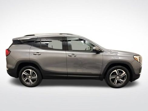 Used 2021 GMC Terrain SLT w/ Infotainment Package II AWD/4WD image 4