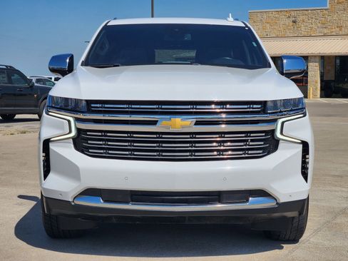 Used 2023 Chevrolet Suburban Premier image 6