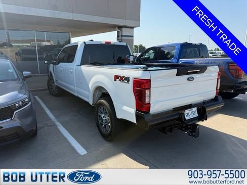 Certified 2022 Ford F350 Lariat w/ Lariat Ultimate Package AWD/4WD image 4