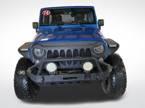 Used 2014 Jeep Wrangler Unlimited Sahara w/ Dual Top Group image 9