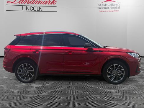 Certified 2024 Lincoln Corsair Grand Touring AWD/4WD image 6
