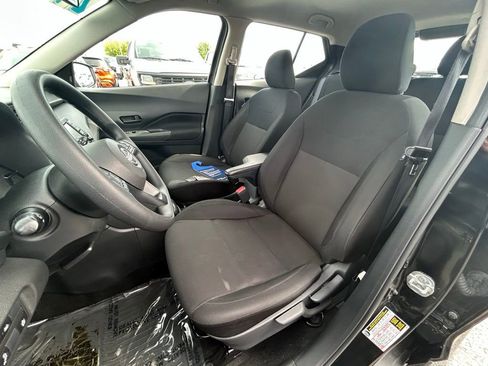 Used 2024 Nissan Kicks S FWD image 15