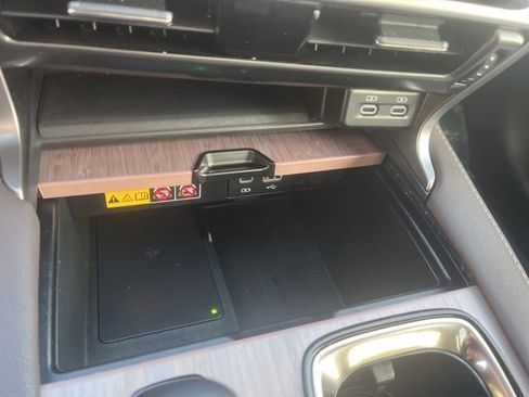 Used 2024 Lexus RX 350 Premium image 24