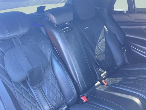 Used 2015 Mercedes-Benz S 63 AMG 4MATIC Sedan image 18
