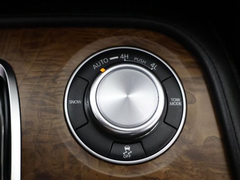 Used 2023 Nissan Armada SL image 60