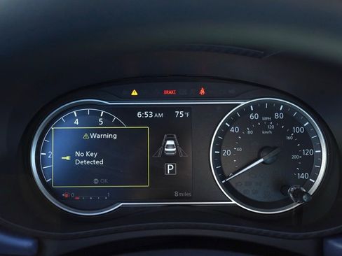 New 2025 Nissan Versa SV w/ Trunk Package image 10