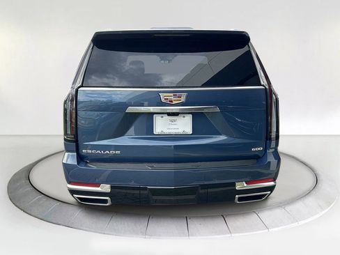 New 2026 Cadillac Escalade Luxury w/ Touring Package image 4