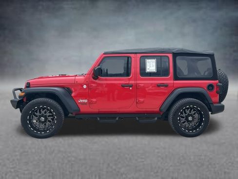 Used 2018 Jeep Wrangler Unlimited Sport AWD/4WD image 2