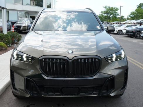 New 2026 BMW X5 xDrive40i w/ M Sport Package AWD/4WD image 15