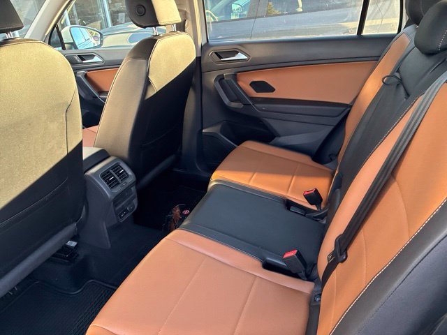 Used 2019 Volkswagen Tiguan SE AWD/4WD image 19