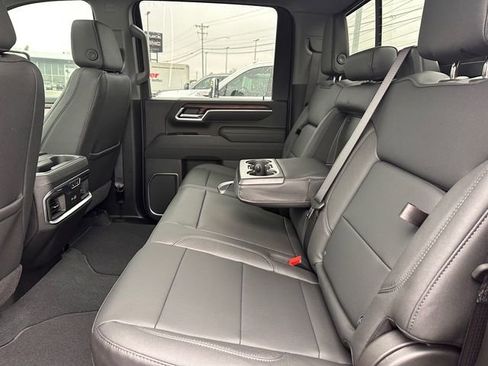 New 2026 GMC Sierra 2500 SLT w/ SLT Premium Package image 21