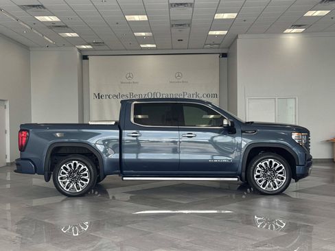 Used 2024 GMC Sierra 1500 Denali Ultimate AWD/4WD image 3
