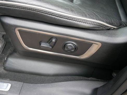 Used 2019 RAM 1500 Limited image 45