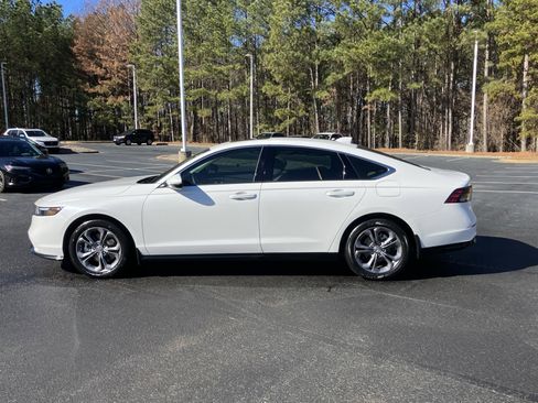 Certified 2025 Honda Accord EX-L image 7
