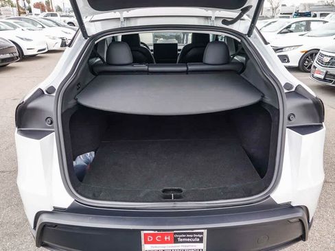 Used 2026 Tesla Model Y 2WD image 25
