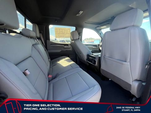 New 2026 GMC Sierra 1500 SLT w/ SLT Premium Plus Package AWD/4WD image 17
