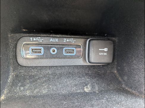 Used 2019 Jeep Grand Cherokee Overland AWD/4WD image 16