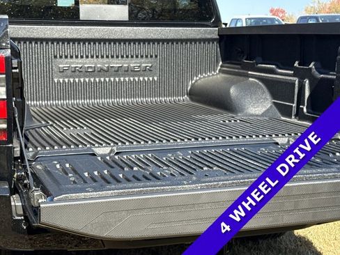 New 2026 Nissan Frontier SV w/ Tow Package image 9
