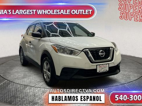Used 2019 Nissan Kicks S image 2