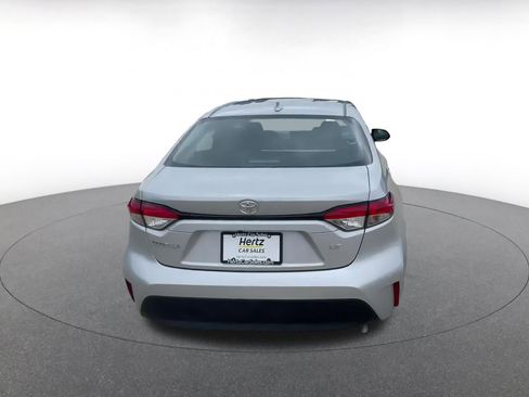 Used 2025 Toyota Corolla LE image 12