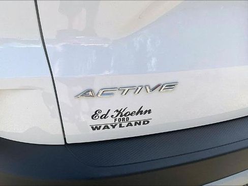 Certified 2023 Ford Escape Active AWD/4WD image 8