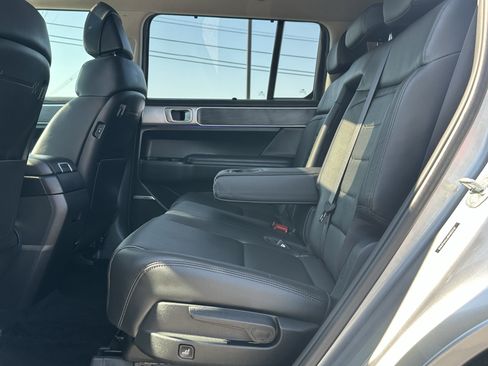 Used 2024 Hyundai Santa Fe Limited FWD image 20