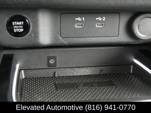Used 2025 Nissan Rogue SL FWD image 13