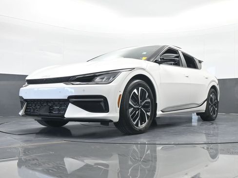 Used 2024 Kia EV6 GT-Line image 66