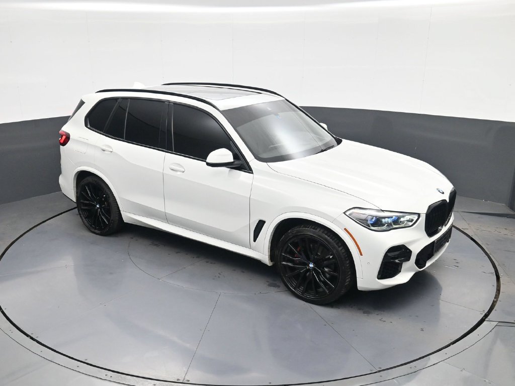 Used 2022 BMW X5 sDrive40i w/ M Sport Package RWD image 25