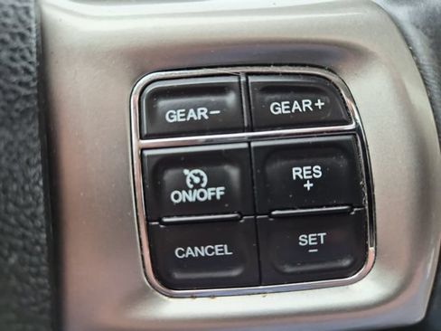 Used 2015 RAM 1500 Laramie w/ Convenience Group AWD/4WD image 20