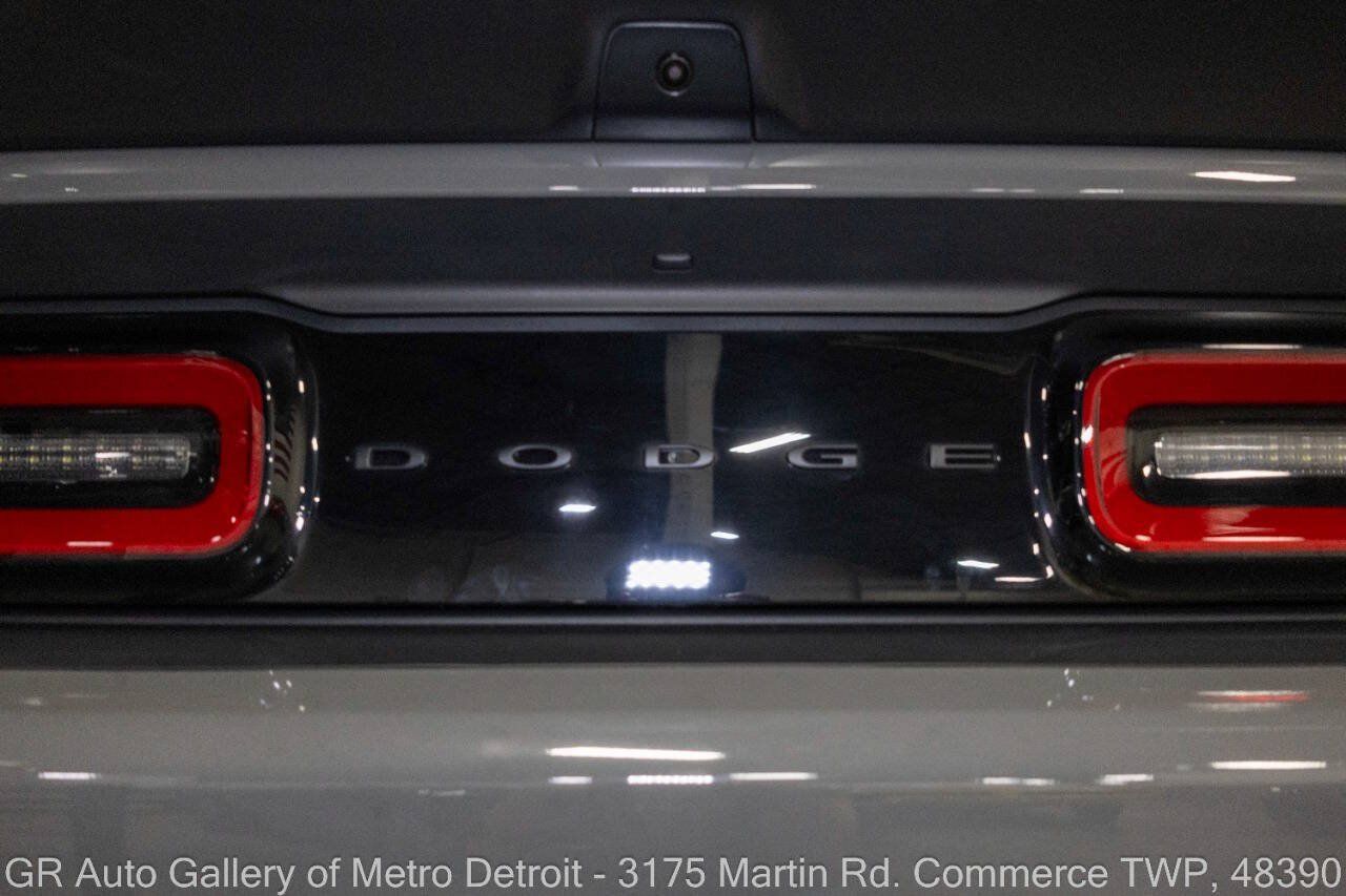 Used 2023 Dodge Challenger SRT Hellcat Redeye RWD image 28