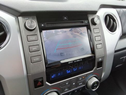 Used 2019 Toyota Tundra Platinum image 33