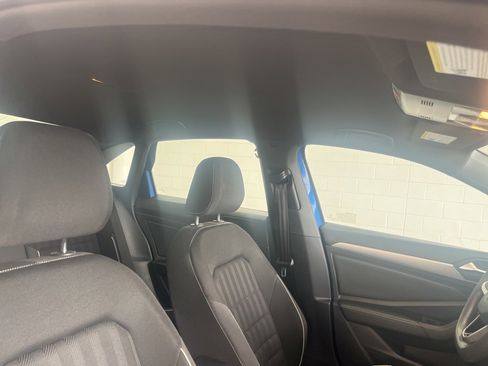 Certified 2023 Volkswagen Jetta Sport image 39