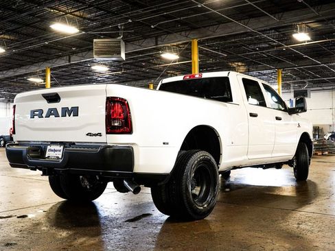 New 2026 RAM 3500 Tradesman AWD/4WD image 7