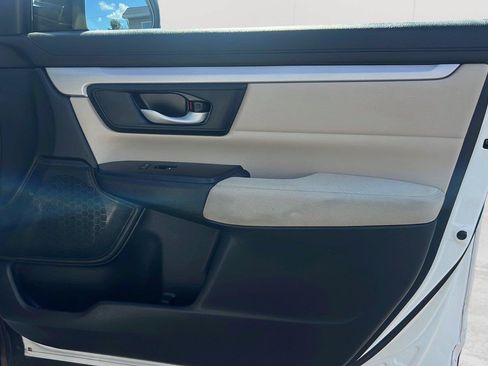 Used 2018 Honda CR-V LX image 27