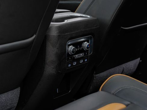 Used 2021 GMC Yukon XL AT4 w/ AT4 Premium Plus Package image 40