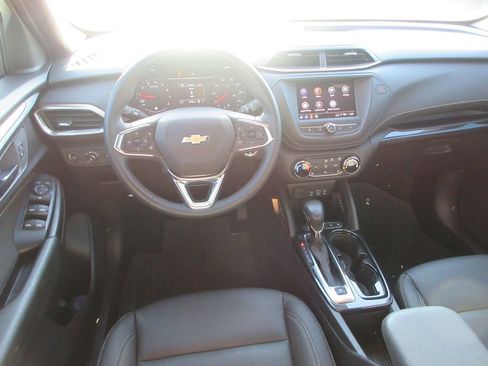 Used 2022 Chevrolet TrailBlazer ACTIV image 15