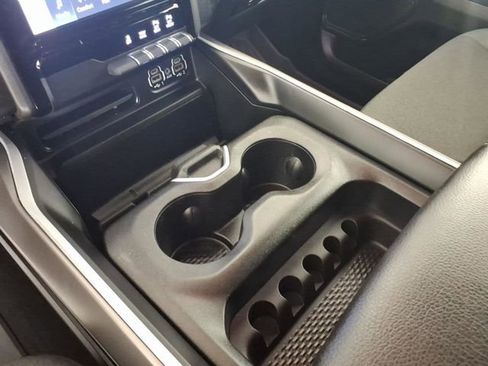 Used 2023 RAM 1500 Big Horn AWD/4WD image 20