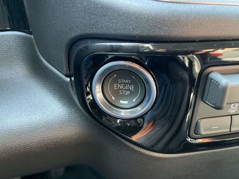 New 2026 GMC Sierra 1500 Elevation AWD/4WD image 17