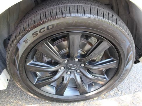 Used 2014 INFINITI QX80 4WD w/ Theater Package image 61