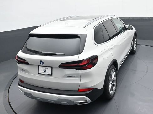 New 2026 BMW X5 xDrive50e AWD/4WD image 36