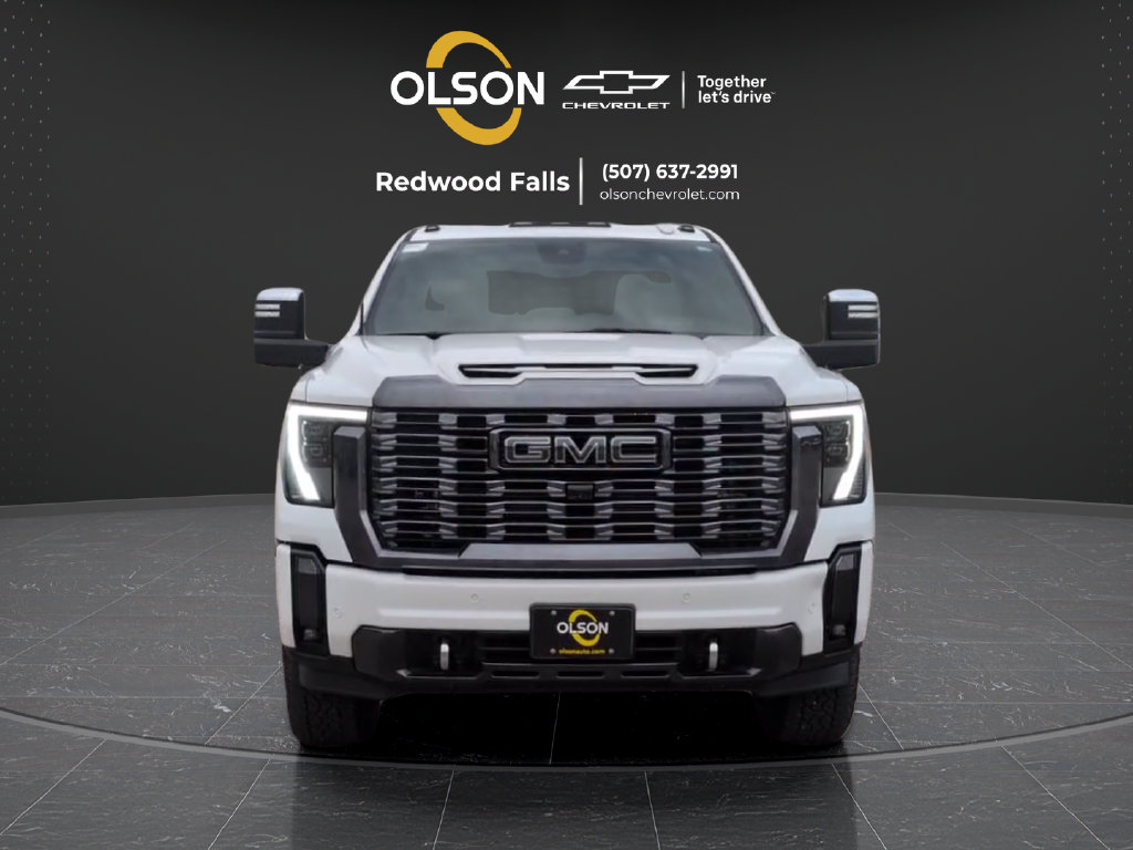 Used 2024 GMC Sierra 3500 Denali Ultimate AWD/4WD image 8