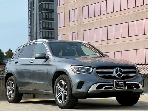 Certified 2022 Mercedes-Benz GLC 300 4MATIC image 1
