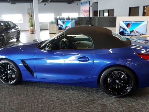 New 2026 BMW Z4 sDrive30i w/ Premium Package RWD image 8