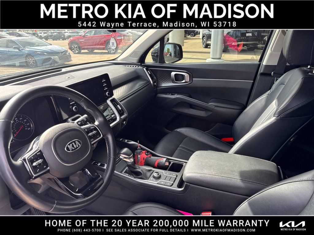 Used 2021 Kia Sorento S w/ Panoramic Sunroof Package AWD/4WD image 18
