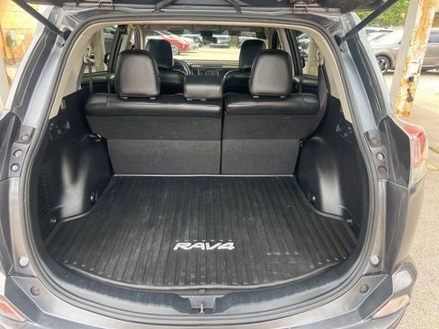 Used 2017 Toyota RAV4 LE w/ All Weather Liner Package AWD/4WD image 11