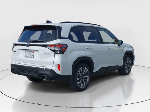 Used 2025 Subaru Forester Touring image 7